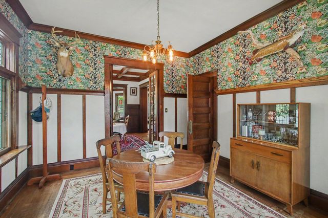 360 E Central Avenue, Zeeland, MI 49464