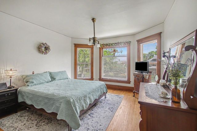 360 E Central Avenue, Zeeland, MI 49464