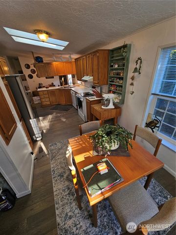 2004 195th Street, Long Beach, WA 98631