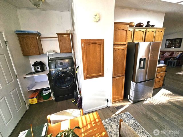 2004 195th Street, Long Beach, WA 98631