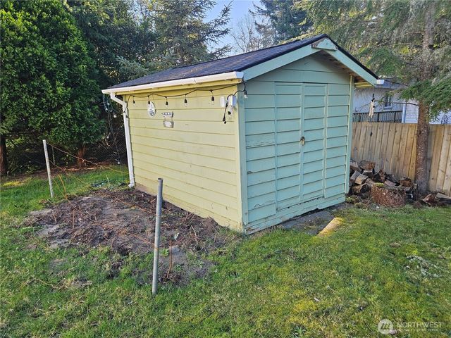 2004 195th Street, Long Beach, WA 98631