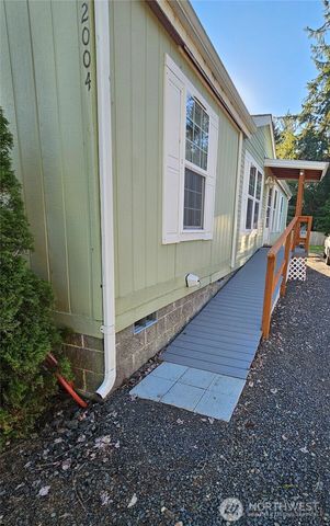 2004 195th Street, Long Beach, WA 98631