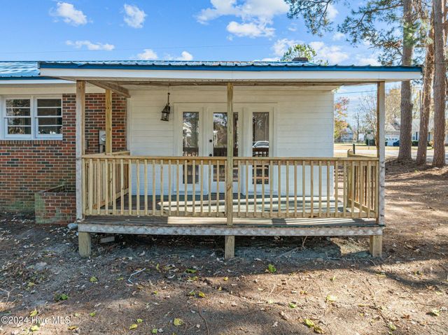 105 Woodrose Avenue, Goldsboro, NC 27534