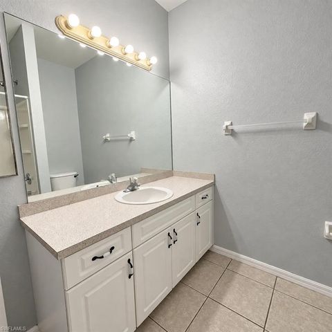 1117 SW 48th TER 5, Cape Coral, FL 33914