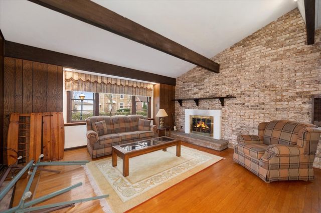 2618 Hawthorne Street, Franklin Park, IL 60131