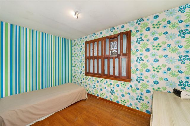 2618 Hawthorne Street, Franklin Park, IL 60131