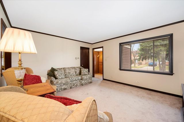 2618 Hawthorne Street, Franklin Park, IL 60131