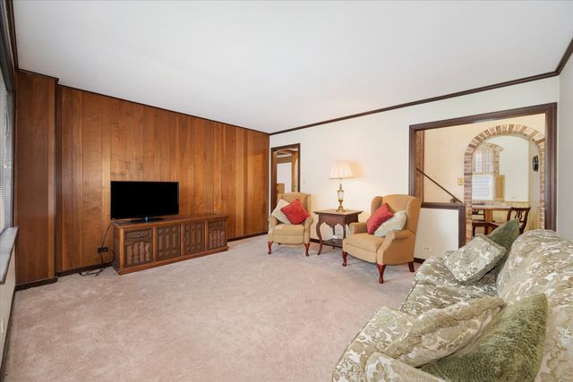 2618 Hawthorne Street, Franklin Park, IL 60131