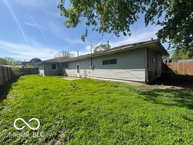 213 N Posey Street, Windfall, IN 46076