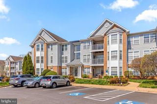 2016 Gov Thomas Bladen Way Apt 1, Annapolis, MD 21401