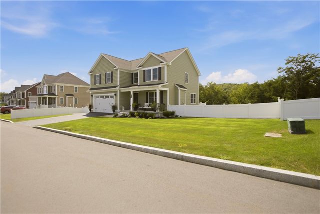 459 Louise Street, Woonsocket, RI 02895