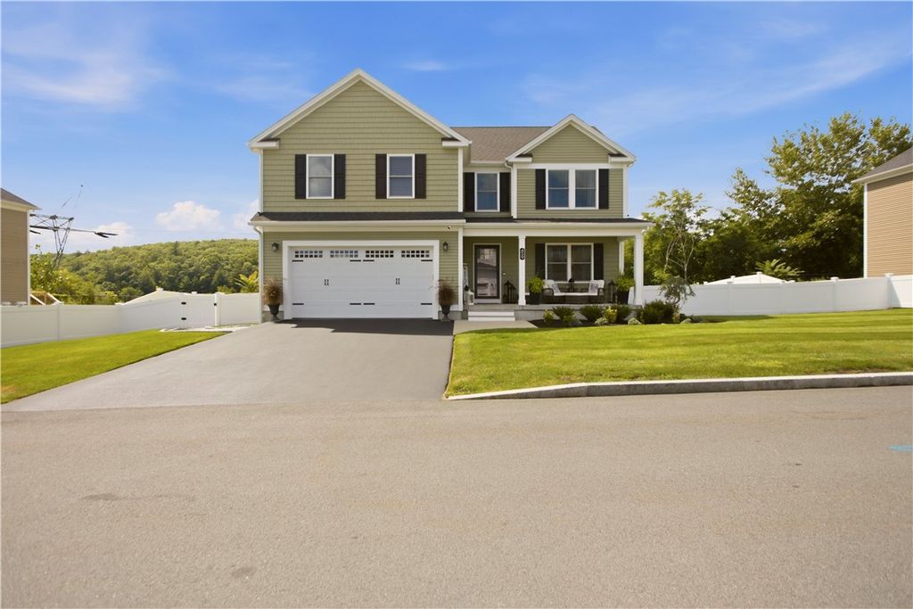 459 Louise Street, Woonsocket, RI 02895