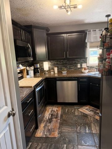 1312 Morstead Dr, Clarksville, TN 37042