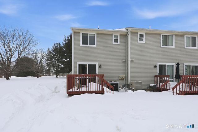 16 Seymour Road 2H, East Granby, CT 06026