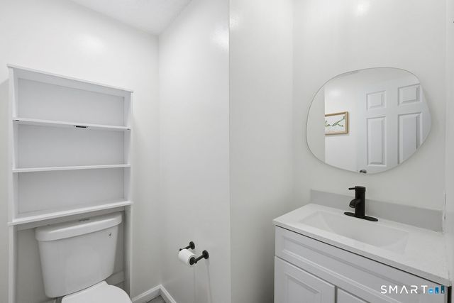 16 Seymour Road 2H, East Granby, CT 06026