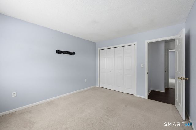 16 Seymour Road 2H, East Granby, CT 06026