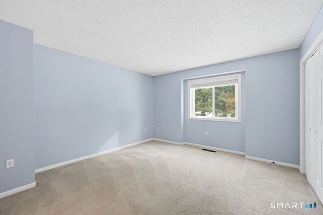 16 Seymour Road 2H, East Granby, CT 06026