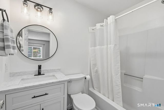 16 Seymour Road 2H, East Granby, CT 06026