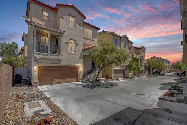 8940 Jaquita Avenue, Las Vegas, NV 89149