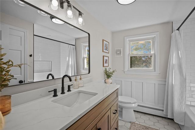 38 Angela Avenue, Cranston, RI 02921