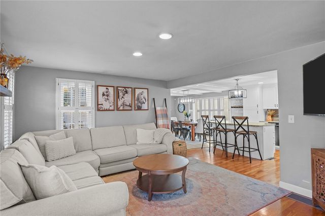 38 Angela Avenue, Cranston, RI 02921