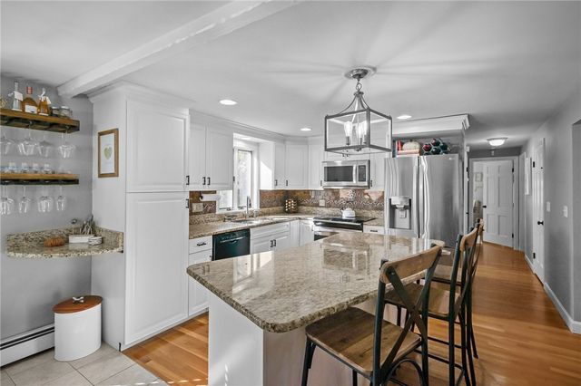 38 Angela Avenue, Cranston, RI 02921