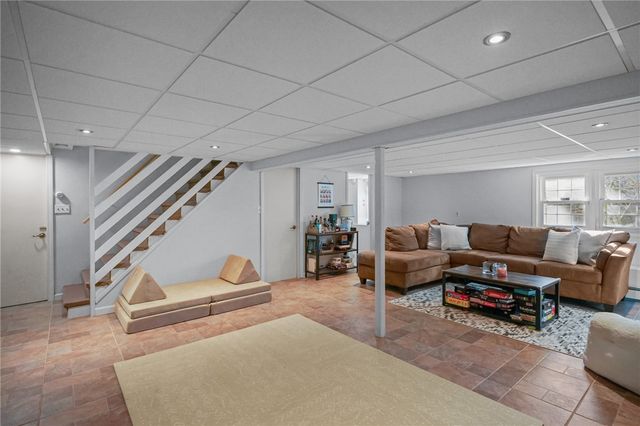 38 Angela Avenue, Cranston, RI 02921