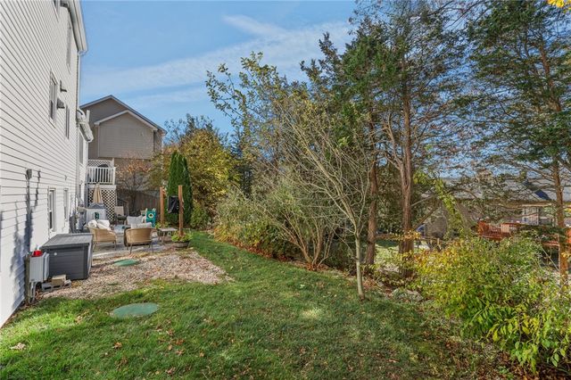 38 Angela Avenue, Cranston, RI 02921