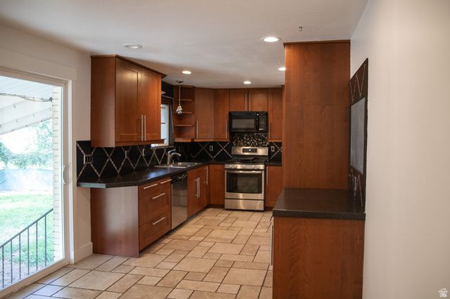 5139 S 1150 W, Riverdale, UT 84405