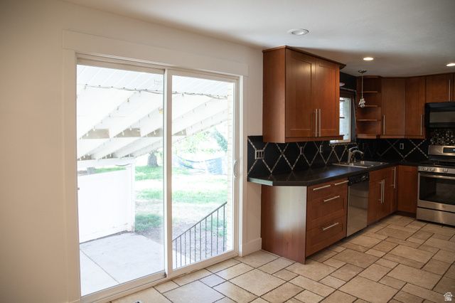 5139 S 1150 W, Riverdale, UT 84405