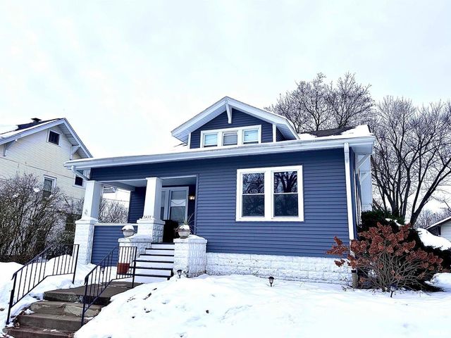 1611 25TH Street, Moline, IL 61265