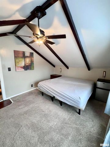 1611 25TH Street, Moline, IL 61265