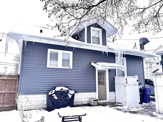 1611 25TH Street, Moline, IL 61265