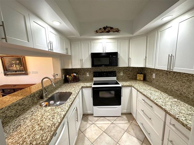 12551 SW 16th Ct 310C, Pembroke Pines, FL 33027