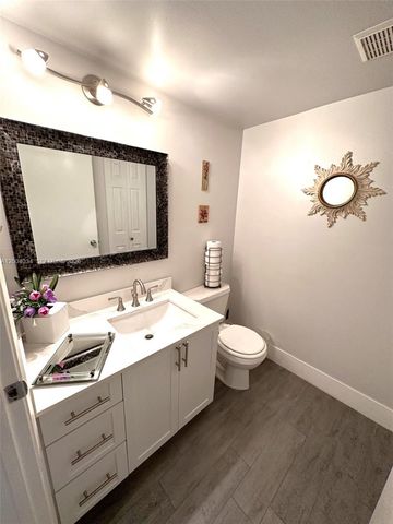 12551 SW 16th Ct 310C, Pembroke Pines, FL 33027