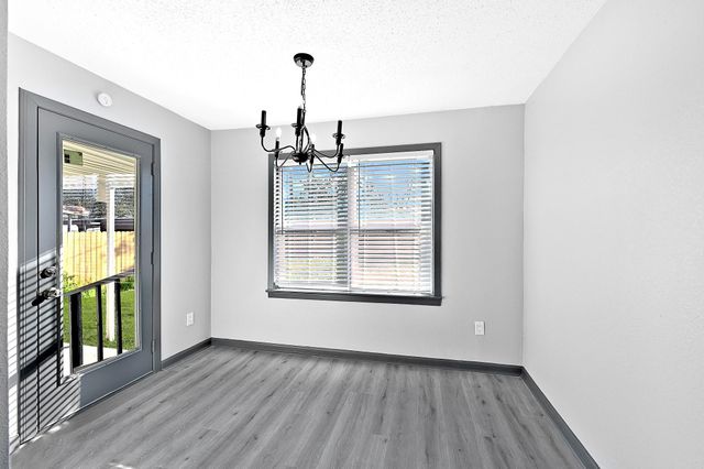 4406 Edison Street, Houston, TX 77009