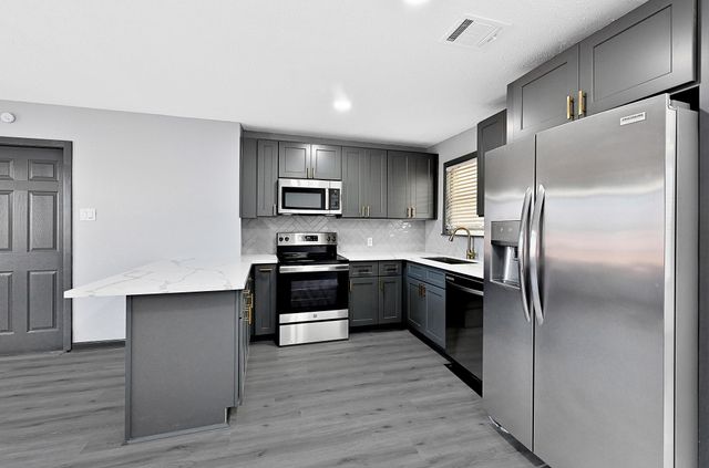 4406 Edison Street, Houston, TX 77009
