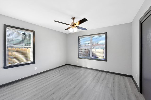 4406 Edison Street, Houston, TX 77009