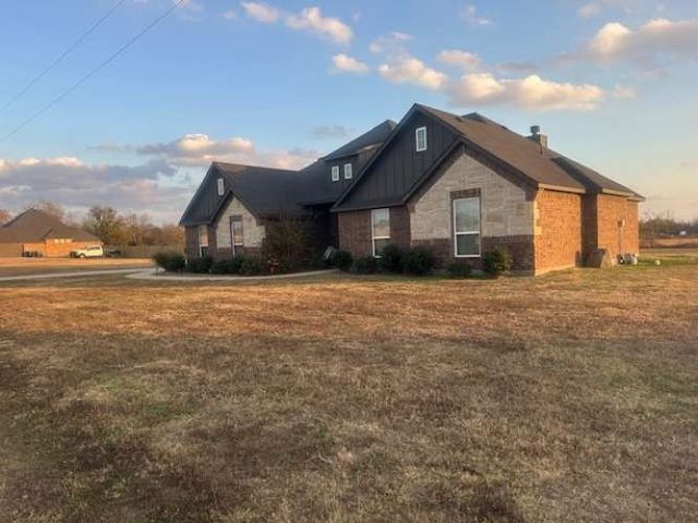 5211 County Road 3228, Lone Oak, TX 75453