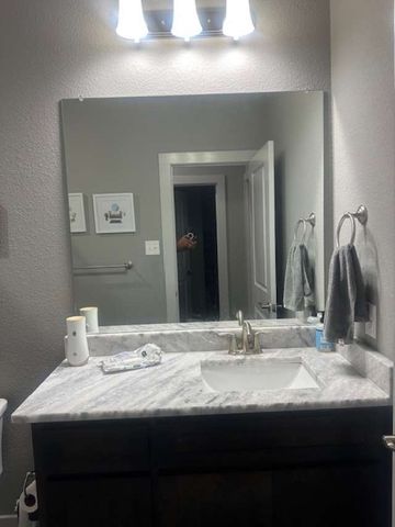 5211 County Road 3228, Lone Oak, TX 75453