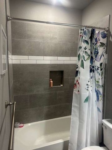 5211 County Road 3228, Lone Oak, TX 75453