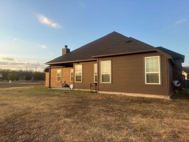 5211 County Road 3228, Lone Oak, TX 75453