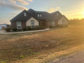 5211 County Road 3228, Lone Oak, TX 75453