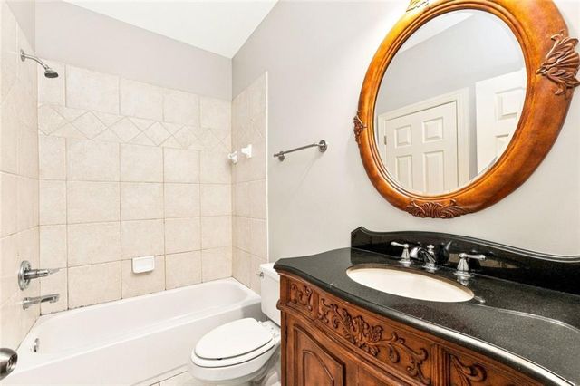 2090 Misty Oaks Drive, Buford, GA 30519