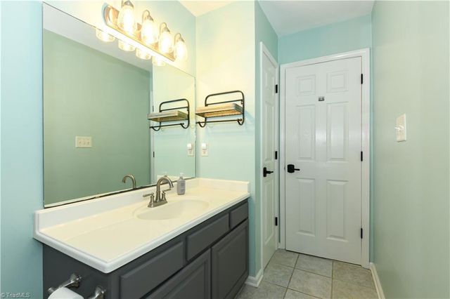 593 Dynasty Drive, Asheboro, NC 27205