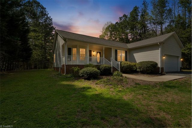 593 Dynasty Drive, Asheboro, NC 27205
