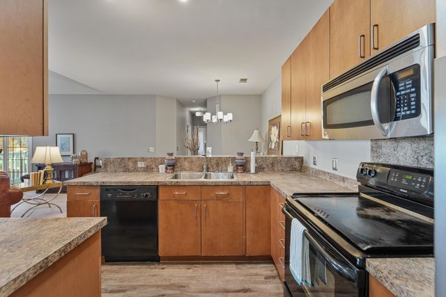 805 E Marymont Lane, Charleston, SC 29414