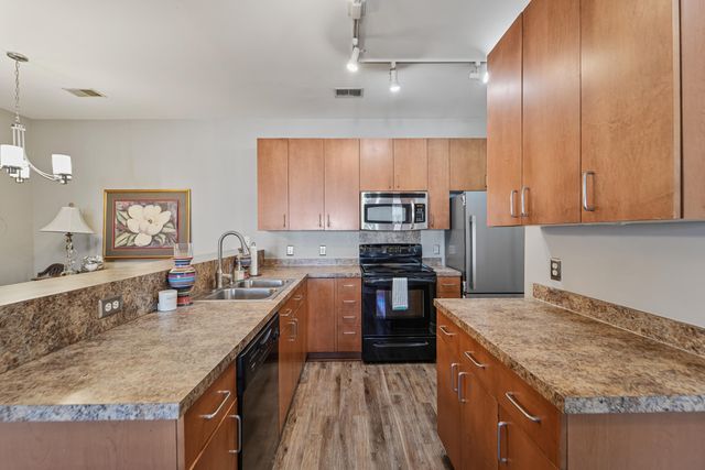 805 E Marymont Lane, Charleston, SC 29414