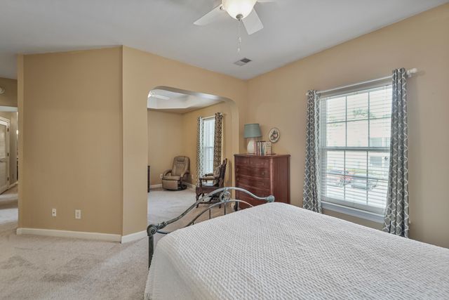 805 E Marymont Lane, Charleston, SC 29414