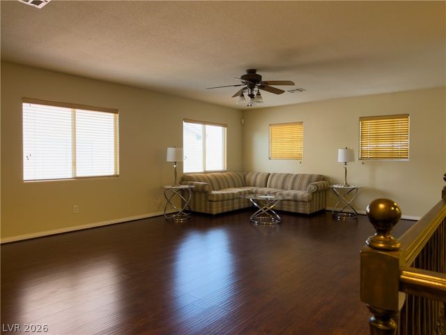 3069 Regal Cove Street, Las Vegas, NV 89117